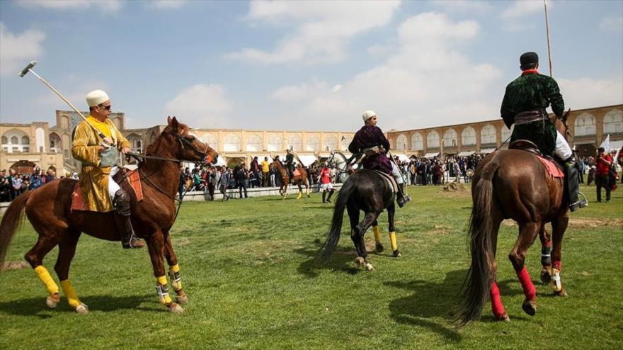 Polo, un deporte de origen persa, exportado al mundo