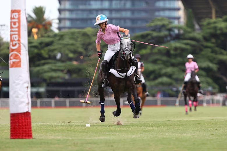 equipo femenino de La Dolfina 4
